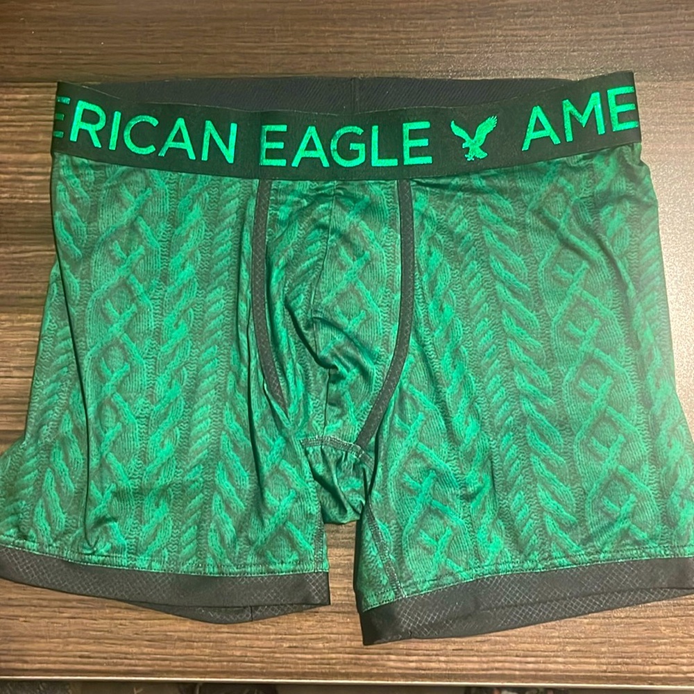 American Eagle Outfitters- AEO Flex/Trunk - Large